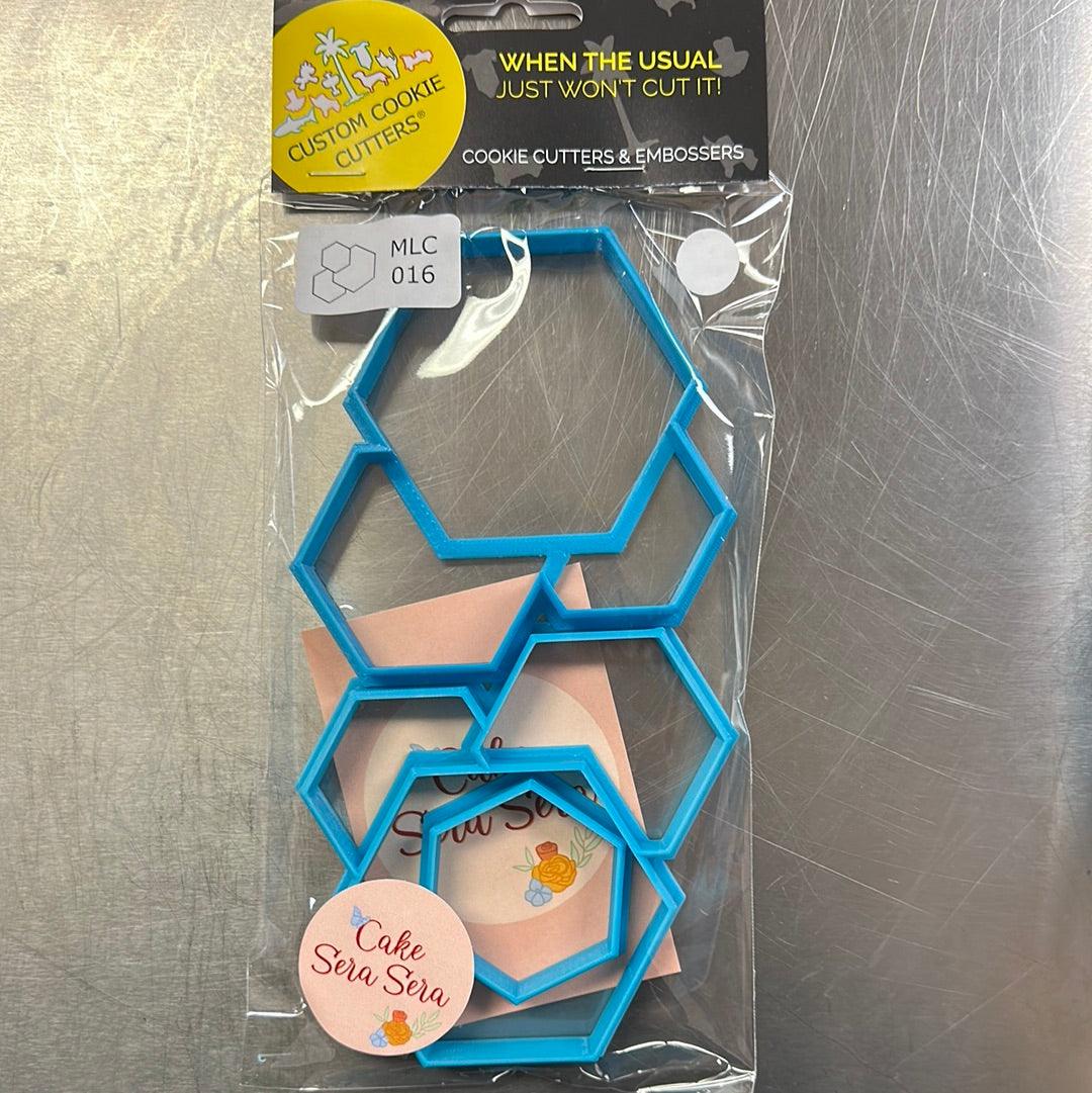Cake Sera Sera Singapore Inspired Statement Cutter Set - Image 4