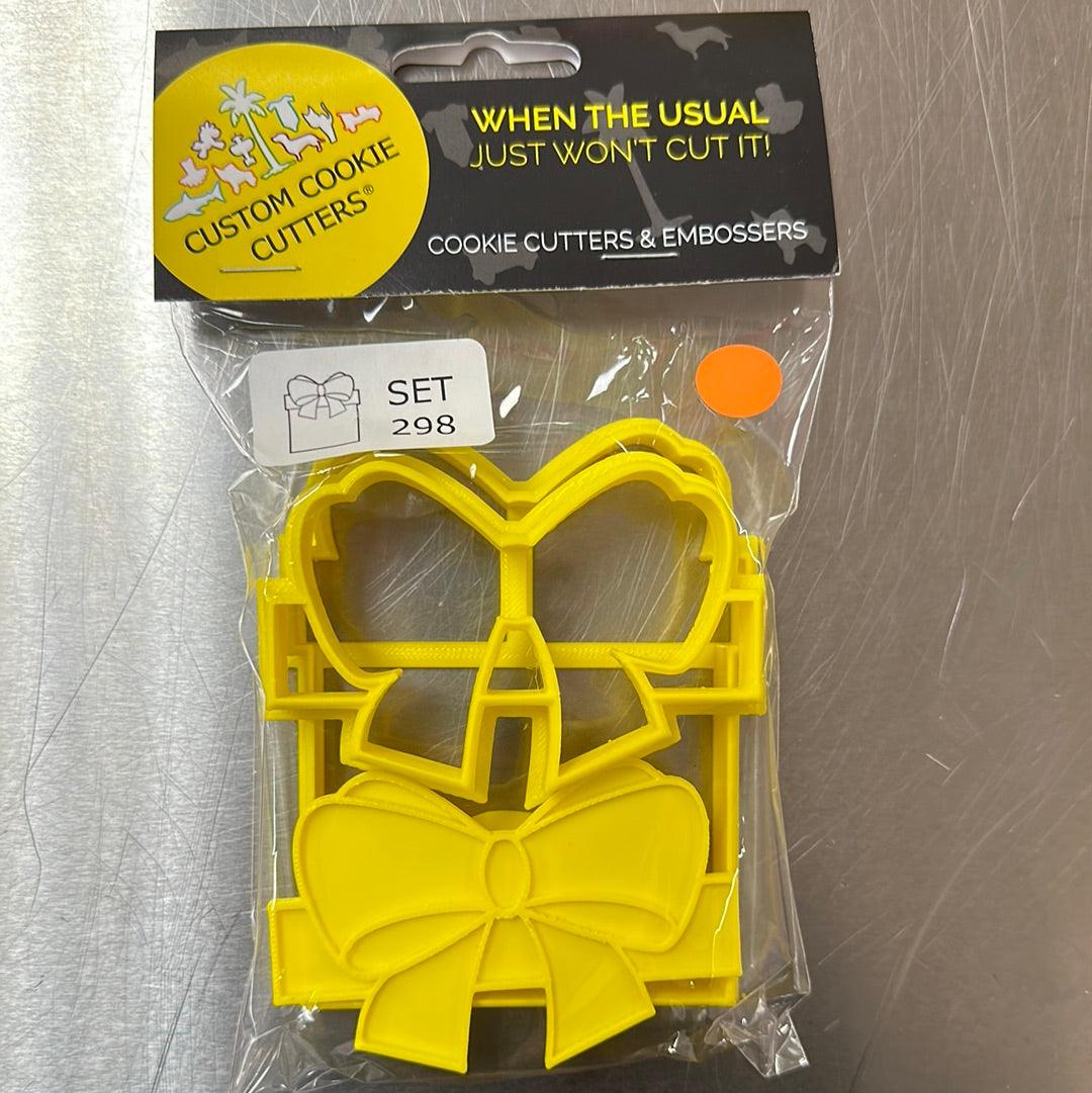 CCC Cutter & Embosser Set Present - Image 2