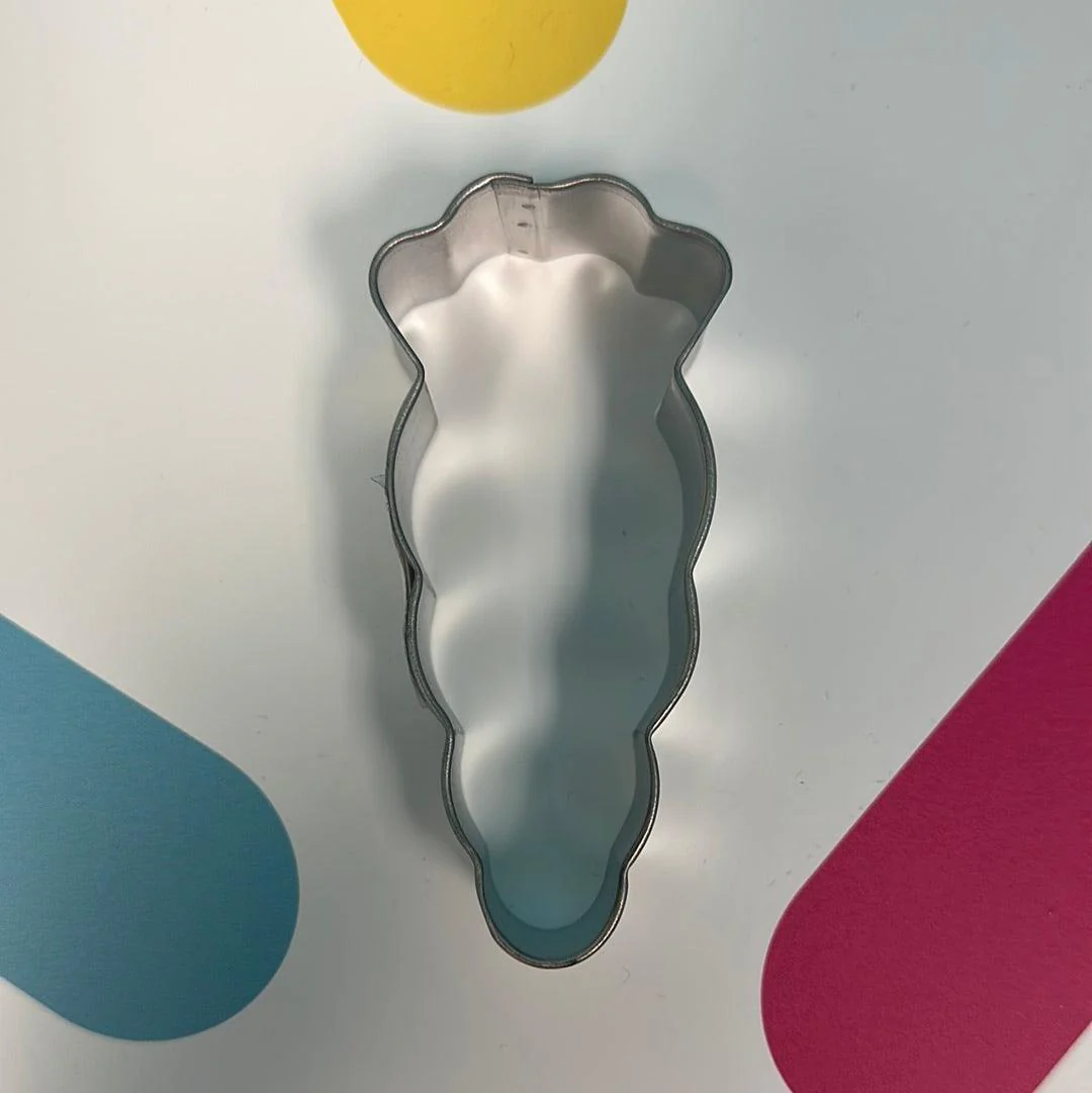 Cookie Cutter Carrot 4” - Image 4