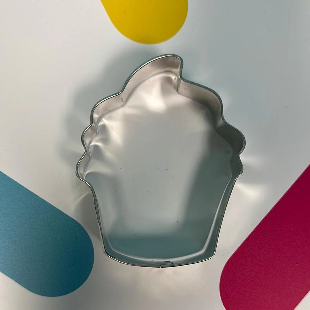 Cookie Cutter Cupcake 4” - Image 3