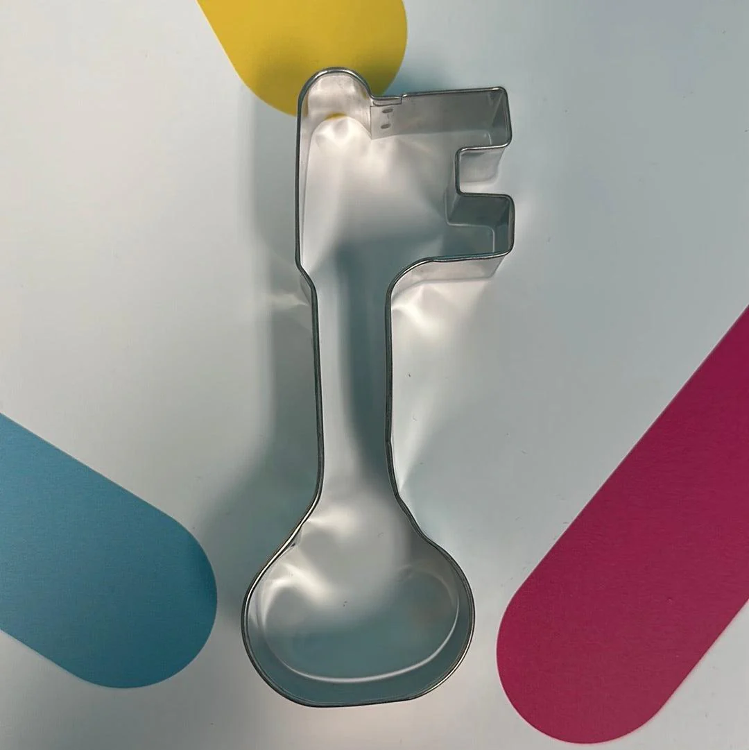 Sale Cookie Cutter Key 5.5”