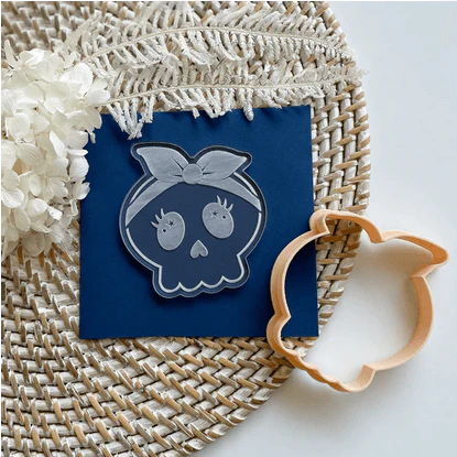 Little Biskut Mini Skull with Bow Cutter & Debosser - Image 2