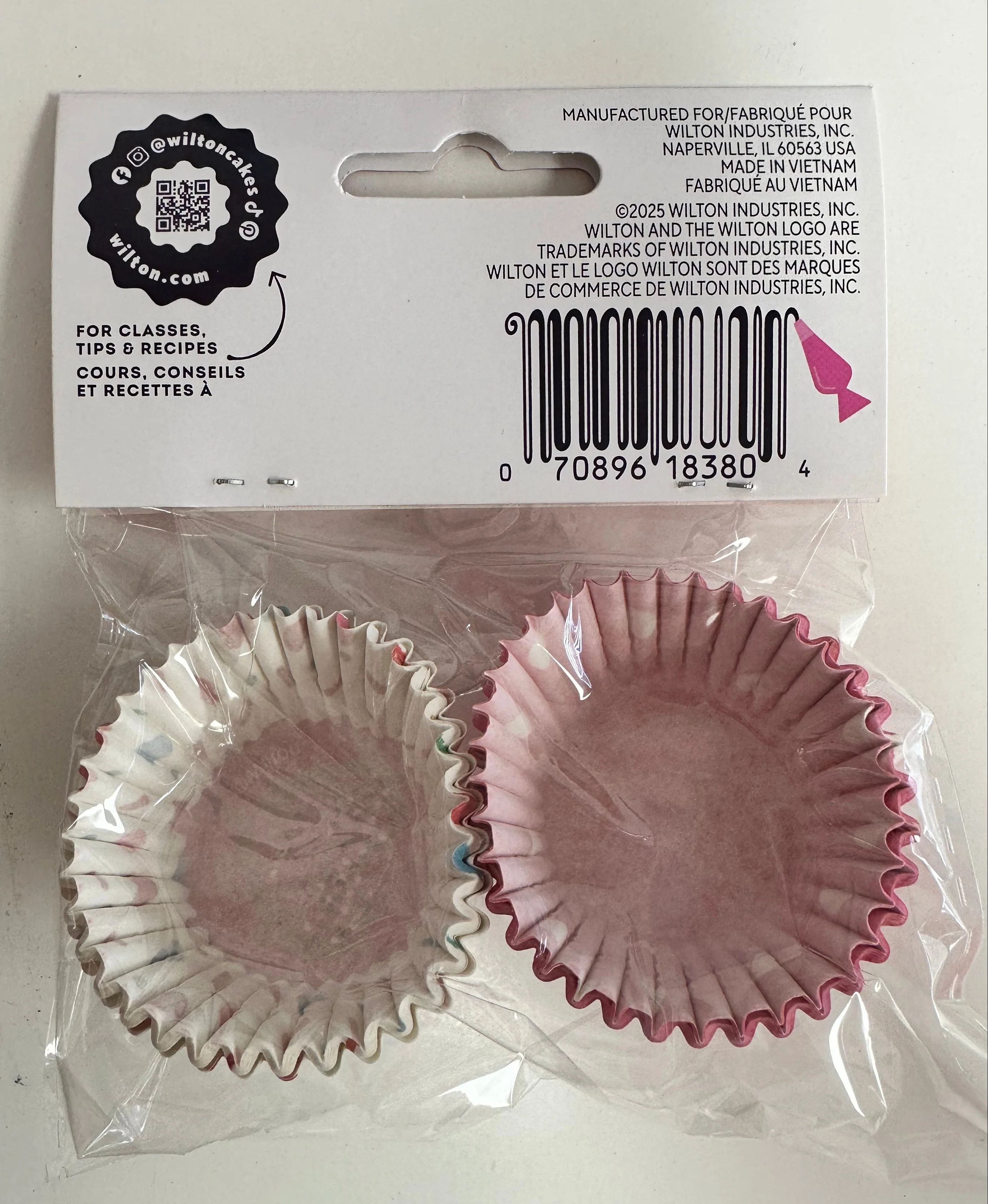 Wilton Valentine Sweet Heart Mini Liners 50CT - Image 5
